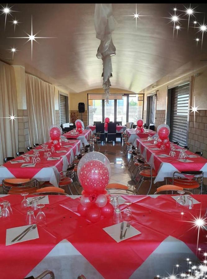Stanza Vacanza Lo Stadio Sibari Bagian luar foto